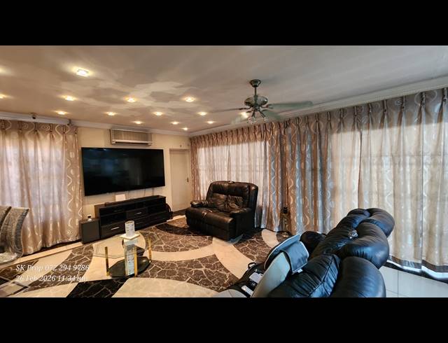 3 BEDROOM FREESTANDING FOR SALE IN MOUNTAIN RISE